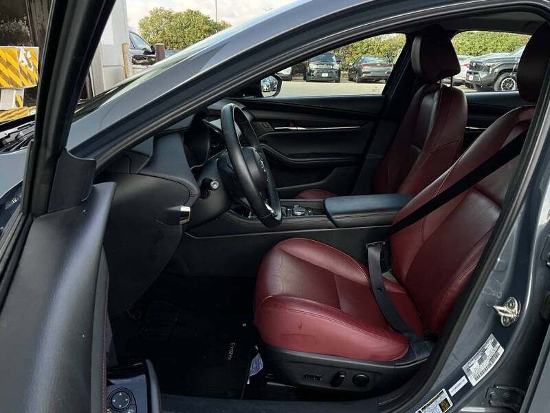 2025 Mazda Mazda3 Sedan 2.5 S Carbon Edition