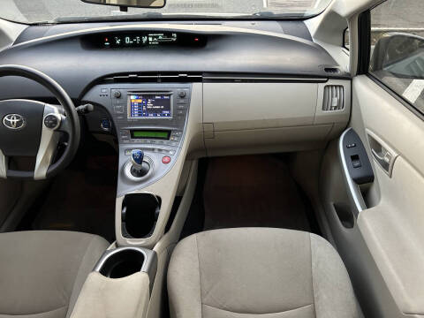 2012 Toyota Prius Three