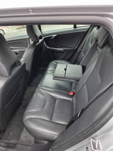 2016 Volvo V60 T5 Drive-E Premier