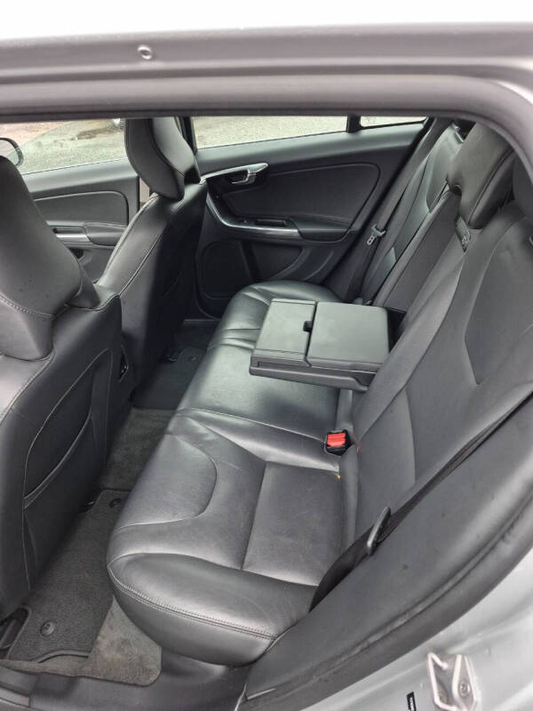 2016 Volvo V60 T5 Drive-E Premier