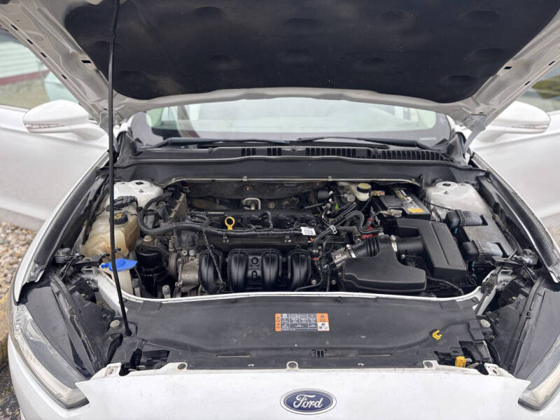 2015 Ford Fusion SE