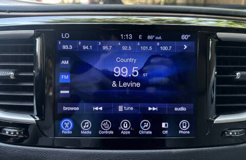 2017 Chrysler Pacifica Touring-L