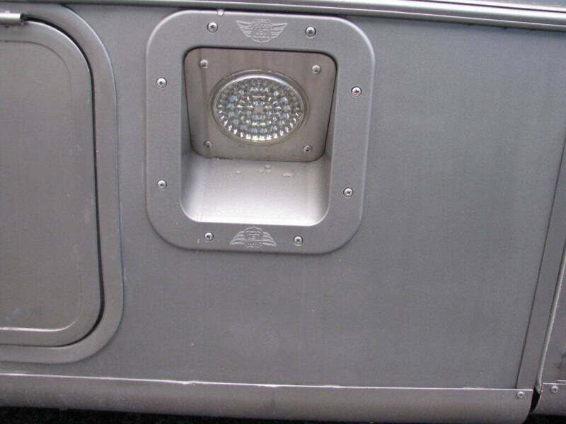 2003 Ford E-Series E-450 SD