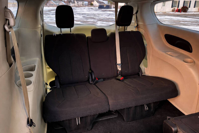 2017 Chrysler Pacifica LX