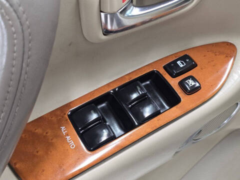 2004 Lexus LX 470