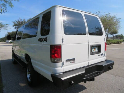 2014 Ford E-Series E-350 SD XLT