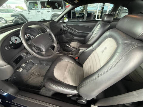 2001 Ford Mustang SVT Cobra
