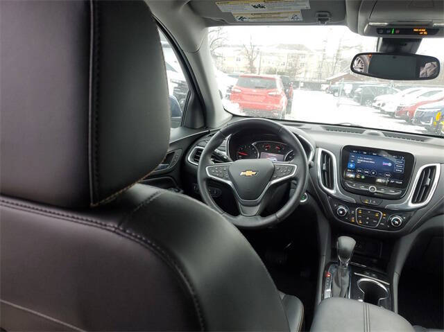 2022 Chevrolet Equinox for sale at Bowman Auto Center in Clarkston, MI