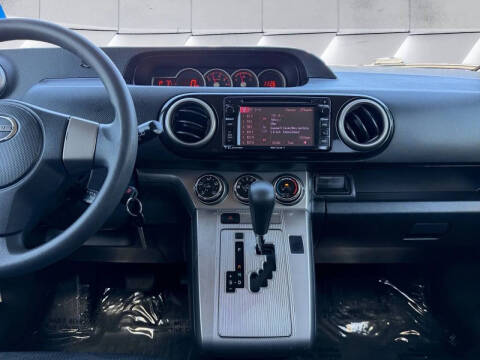 2014 Scion xB