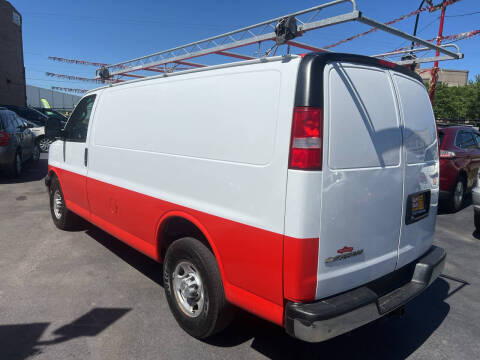 2020 Chevrolet Express 3500