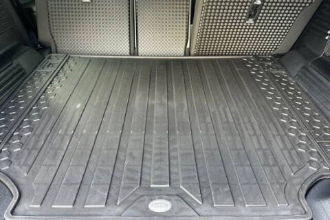 2026 Land Rover Defender 110 P300 S