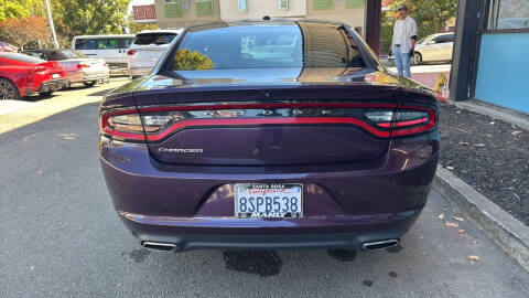 2020 Dodge Charger SXT