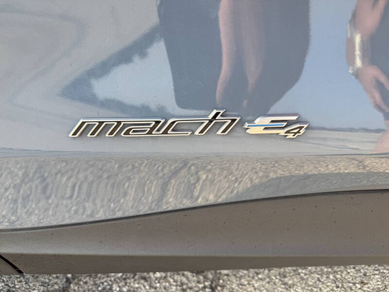 2023 Ford Mustang Mach-E Select