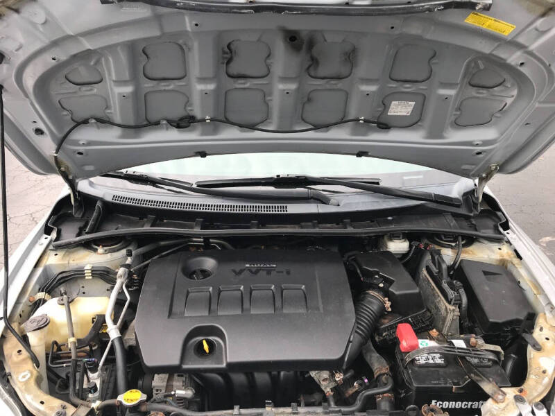 2012 Toyota Corolla LE