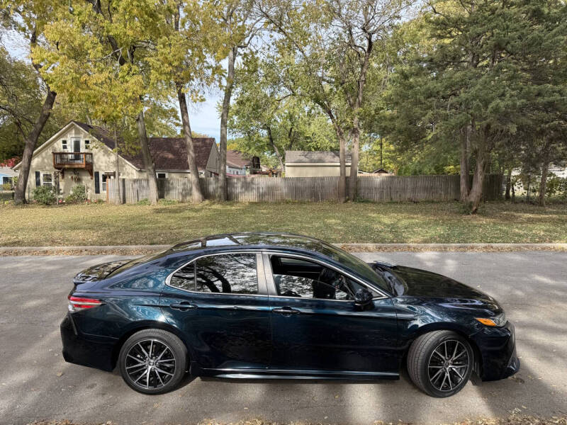 2018 Toyota Camry SE
