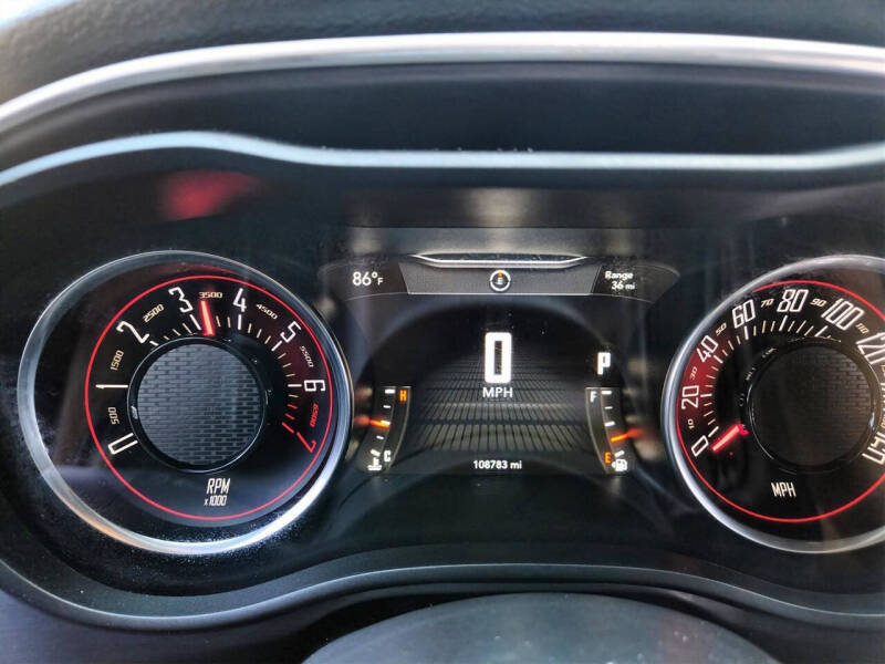 2017 Dodge Challenger SXT