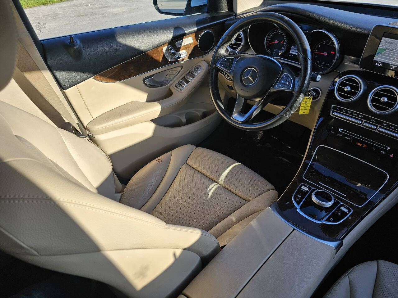 2017 MERCEDES-BENZ GLC-Class SUV / Crossover - $19,935