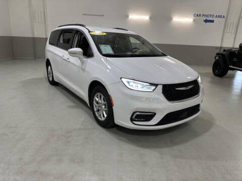 2022 Chrysler Pacifica Touring L