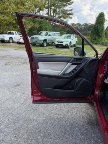 2016 Subaru Forester 2.5i