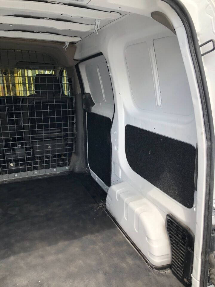 2019 Nissan NV200 Van - $13,750