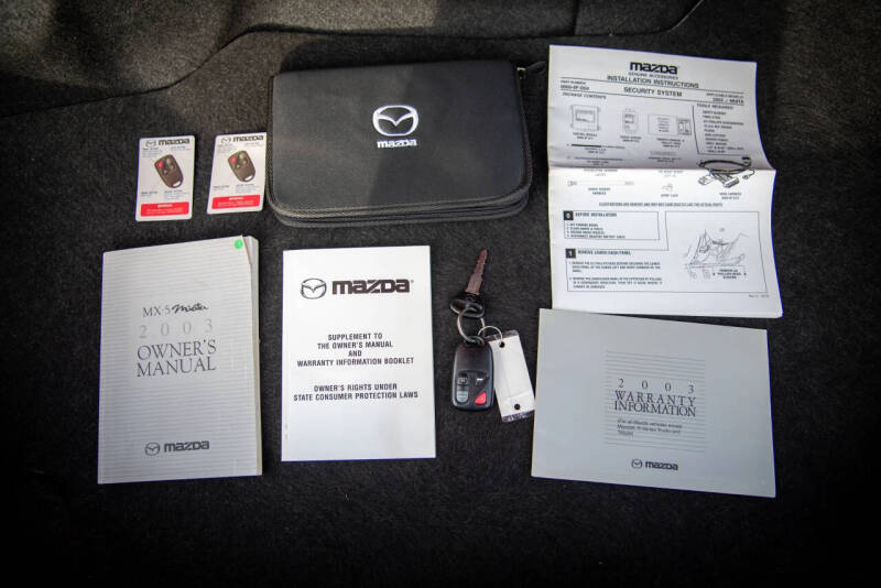 2003 Mazda MX-5 Miata
