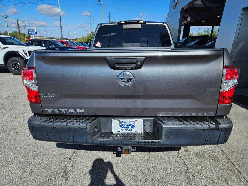 2018 Nissan Titan