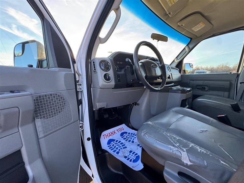 2014 Ford E-Series E-250