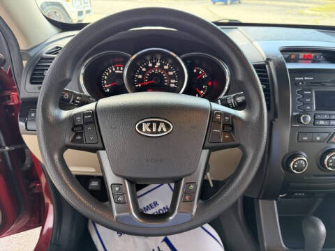 2011 Kia Sorento LX