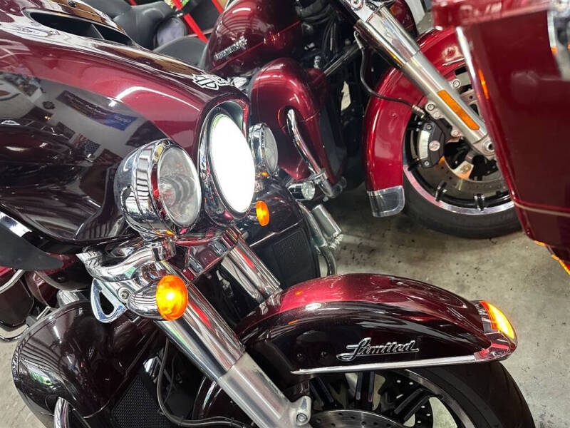 2014 Harley-Davidson FLHTK -