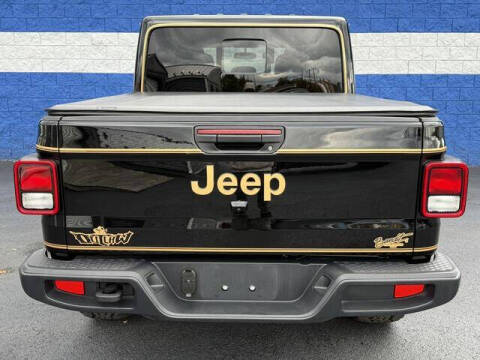 2025 Jeep Gladiator NightHawk