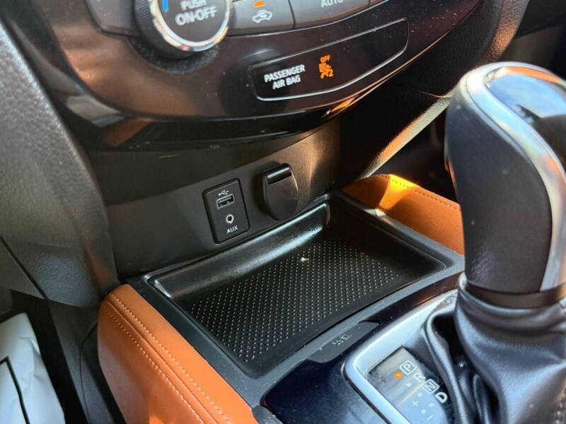 2017 Nissan Rogue
