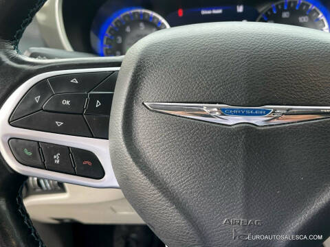 2021 Chrysler Pacifica Touring L