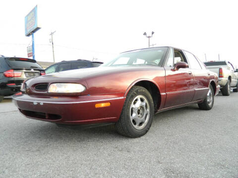 1999 Oldsmobile Eighty-Eight for sale at Auto House Of Fort Wayne in Fort Wayne IN