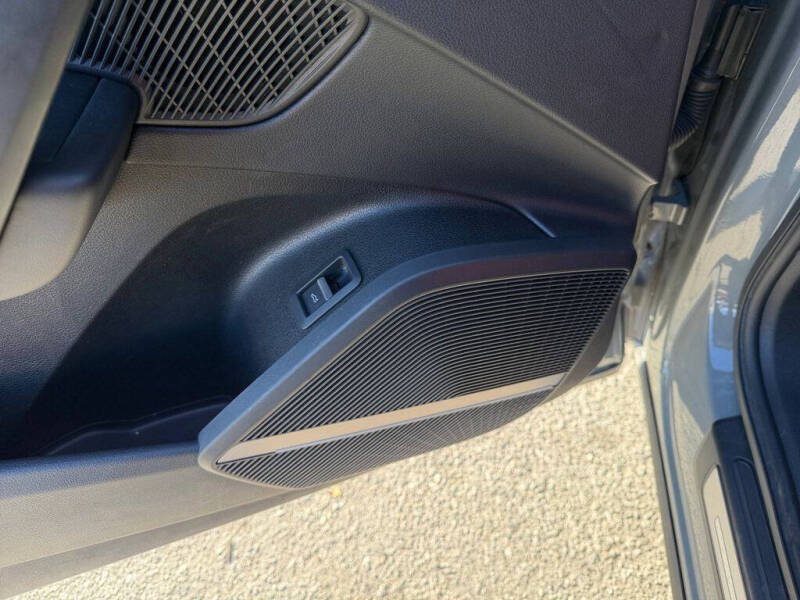 2022 Audi SQ5 3.0T quattro Premium Plus