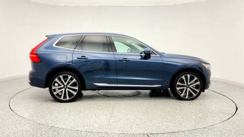 2023 Volvo XC60 B6 Ultimate Bright Theme
