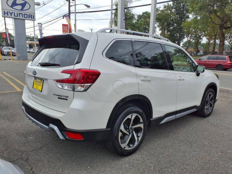 2023 Subaru Forester Touring