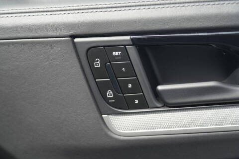 2024 Porsche Cayenne S