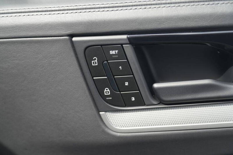 2024 Porsche Cayenne S