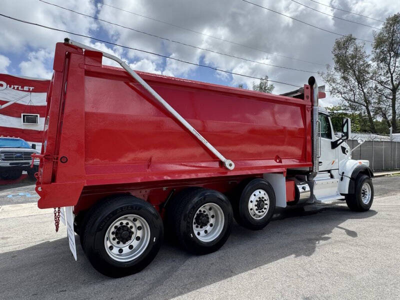 2017 Peterbilt 567