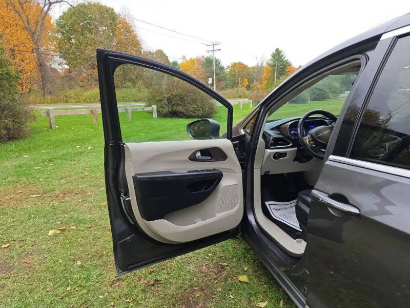 2018 Chrysler Pacifica Touring L Plus