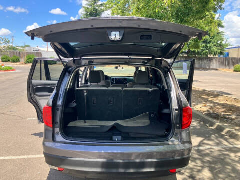 2017 Honda Pilot LX