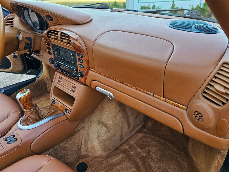 2004 Porsche 911
