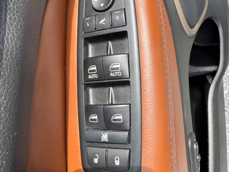 2017 Jeep Grand Cherokee Summit