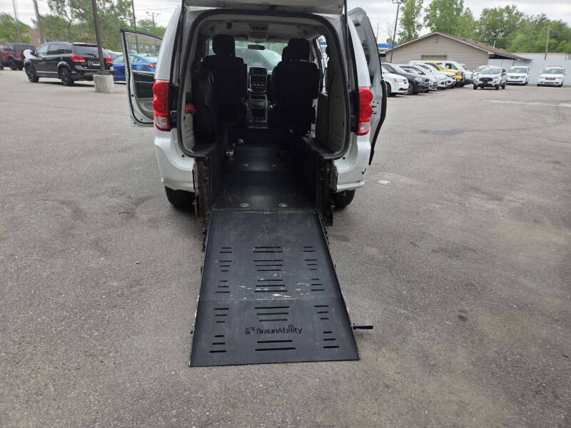 2017 Dodge Grand Caravan SE