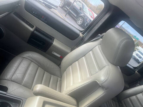 2005 HUMMER H2 Lux Series