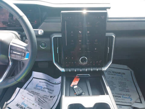 2024 GMC Acadia Denali