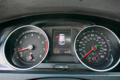 2016 Volkswagen Golf GTI Autobahn