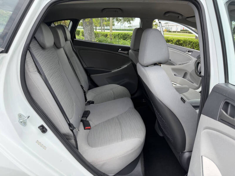 2015 Hyundai Accent GS