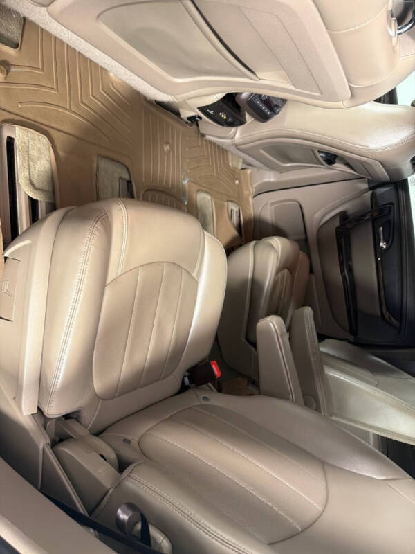 2016 GMC Acadia Denali