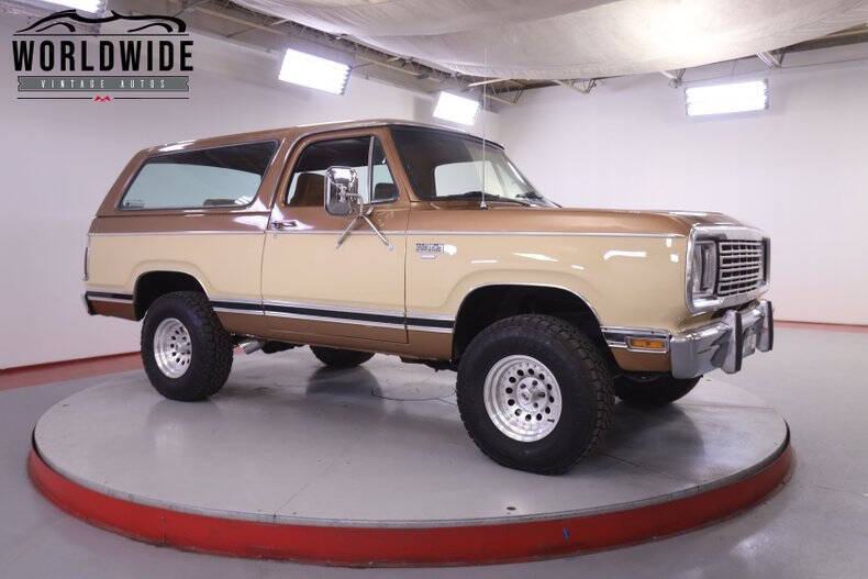 1977 Plymouth Trailduster